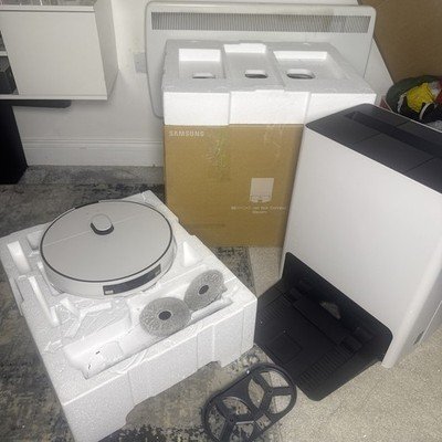 Samsung VR7MD97A14G Bespoke AI Jet Bot Combo Robot Vacuum Cleaner